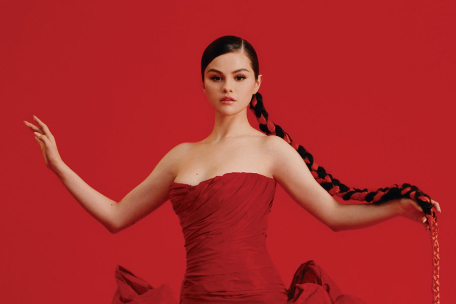 Selena Gomez'den "Revelación" Detayları