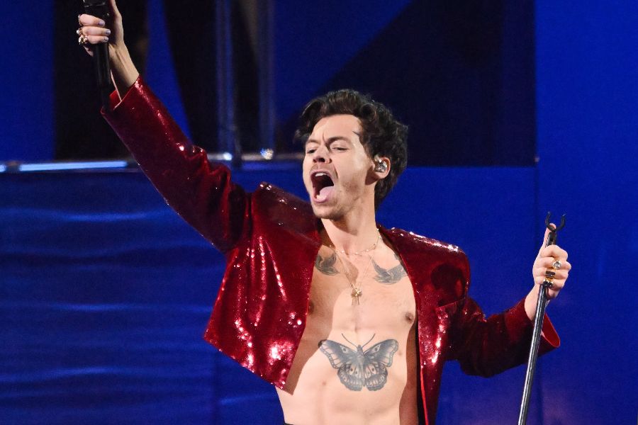 Harry Styles Gerçekten Geri Mİ Dönüyor ?
