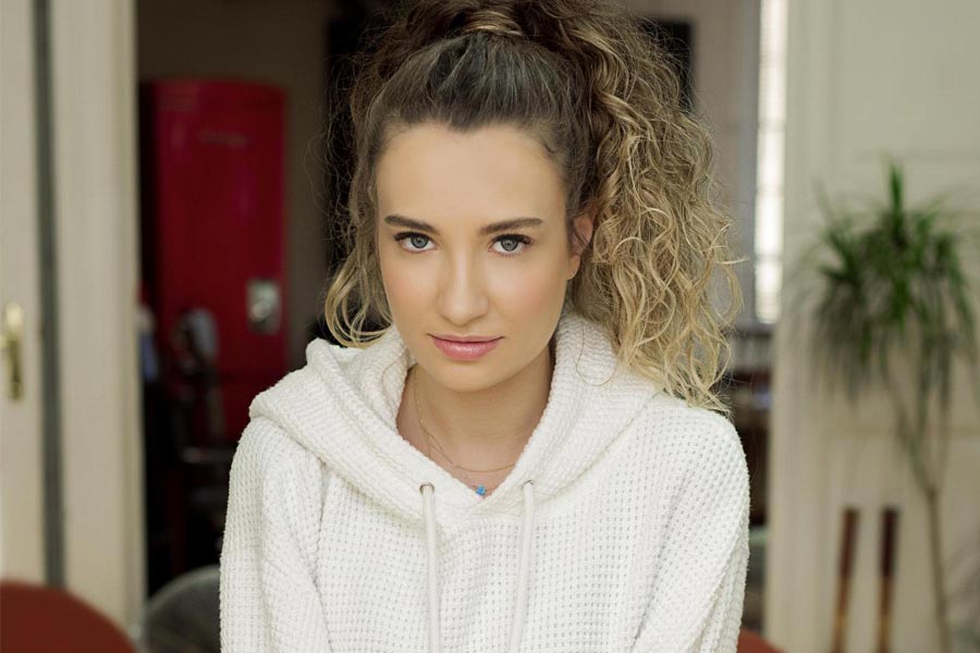 Irmak Arıcı'dan Yeni Single "Güya"