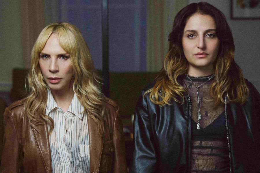 Sertab Erener ve Sena Gül’den Kalbe Dokunan Bir Düet: “Yedek Anahtarım”