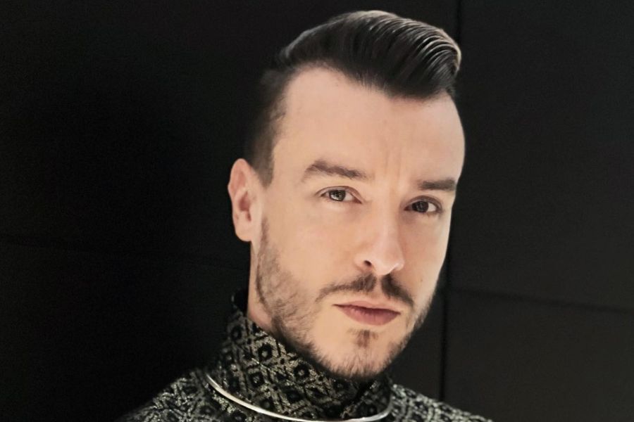 Cem Adrian'dan "En Çok Seni"