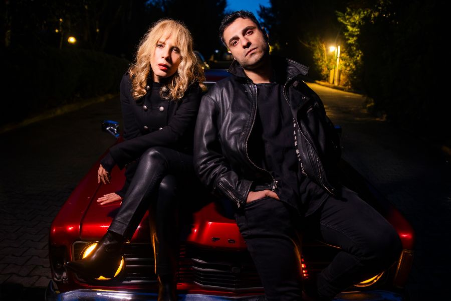 Ozbi ve Sertab Erener Düeti Yayında