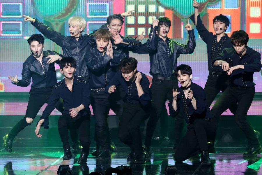 SEVENTEEN'den Yeni Albüm!