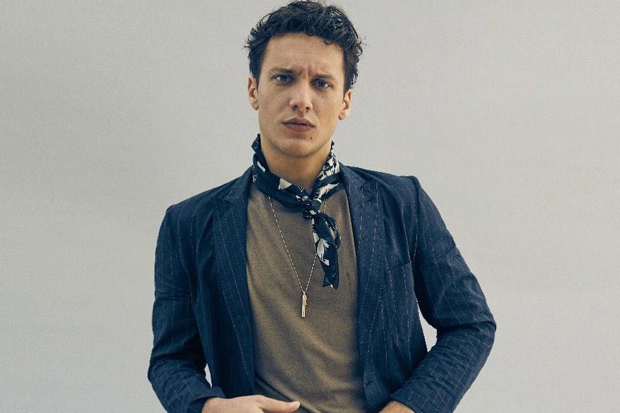 Edis'ten Yeni Şarkı "Martılar"