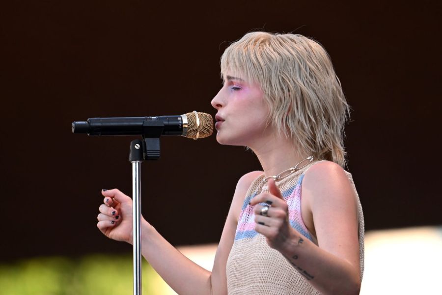 Hayley Williams’tan Yeni Şarkı: ‘Good Ol’ Days’