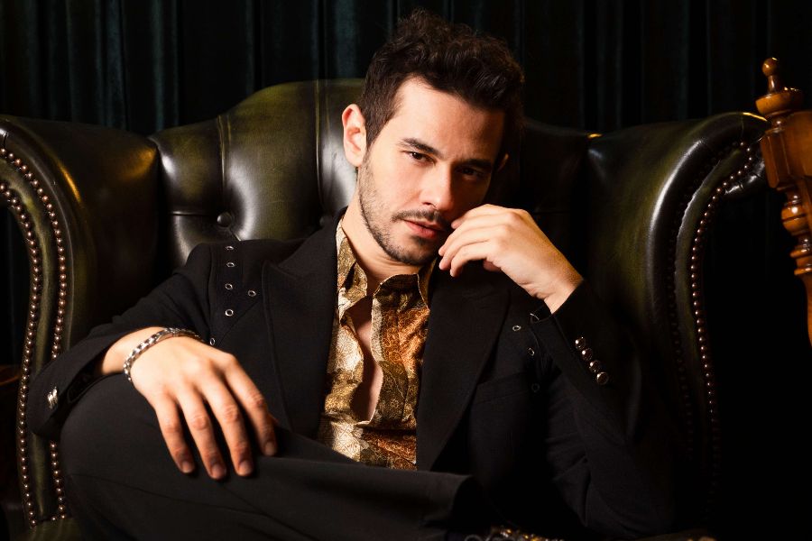 Cem Belevi’den Yaz Listelerini Ele Geçirecek Yepyeni Hit!