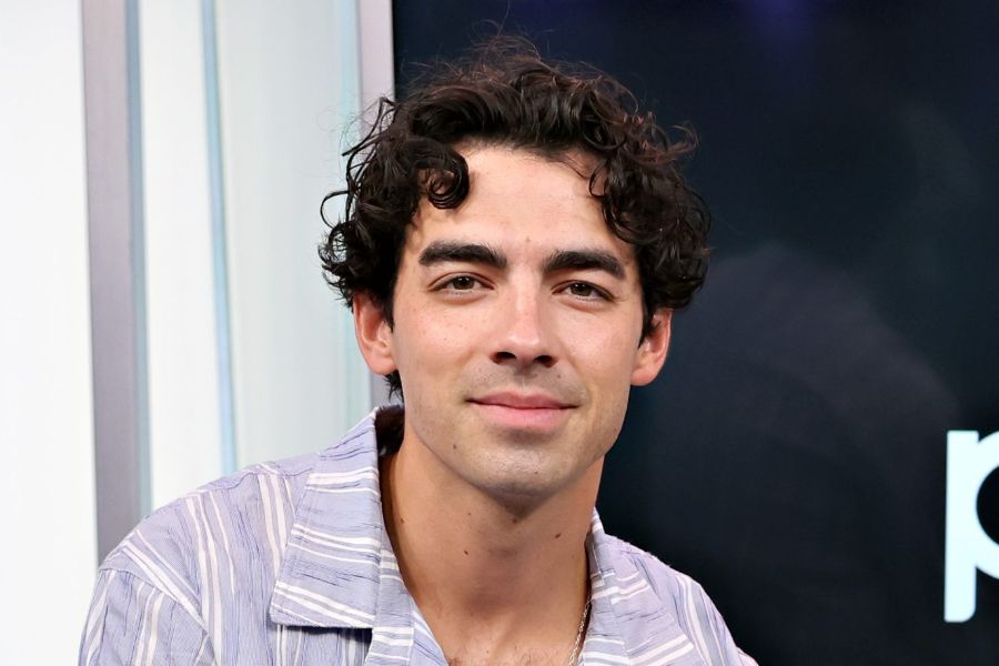 Joe Jonas Yeni Albümünü Duyurdu