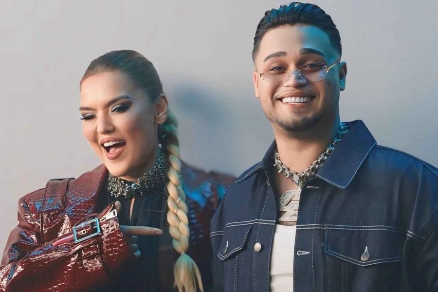 Demet Akalın ve Lvbel C5'in Beklenen Düeti Geldi!