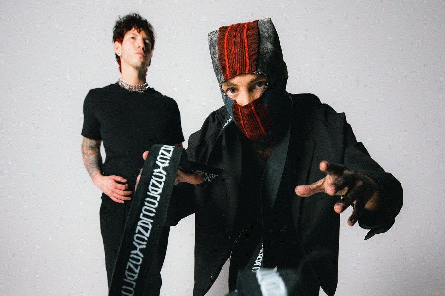 Twenty One Pilots Beklenen Albümünü Yayınladı