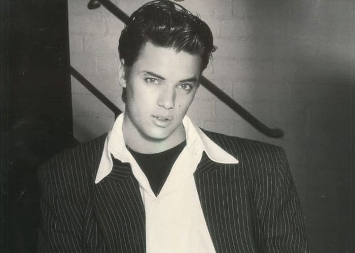 İngiliz Şarkıcı Nick Kamen Yaşamını Yitirdi