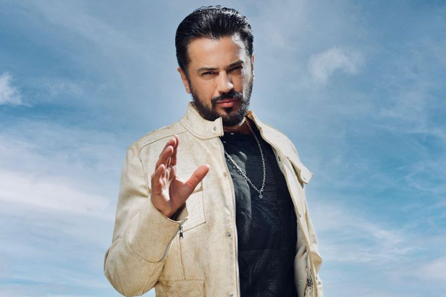 Emre Altuğ'dan Yeni Single