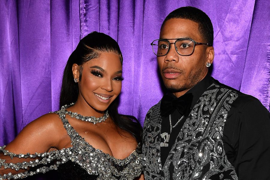 Ashanti ve Nelly Bebek Haberi Verdi