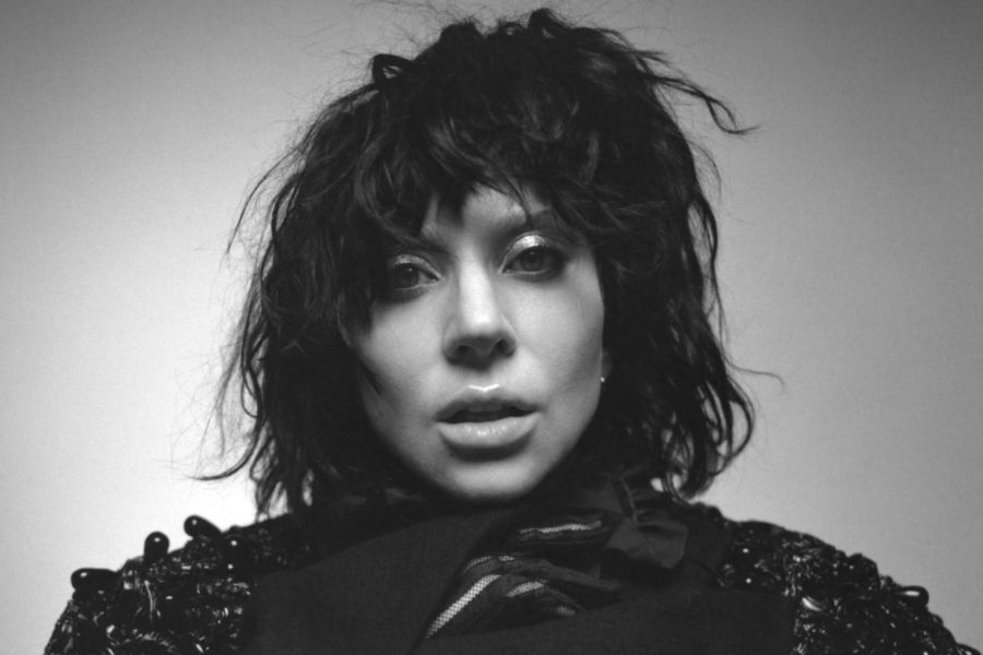 Lady Gaga Yeni Şarkısı ‘The Dead Dance’i Yayınladı