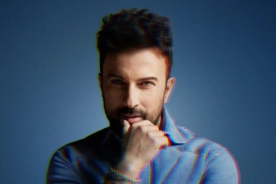 Tarkan'dan Beklenen Albüm Geldi!