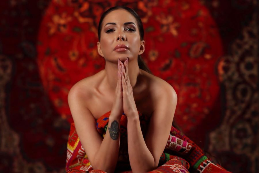 Tuğba Özerk’in Yeni Single'ı Yayında