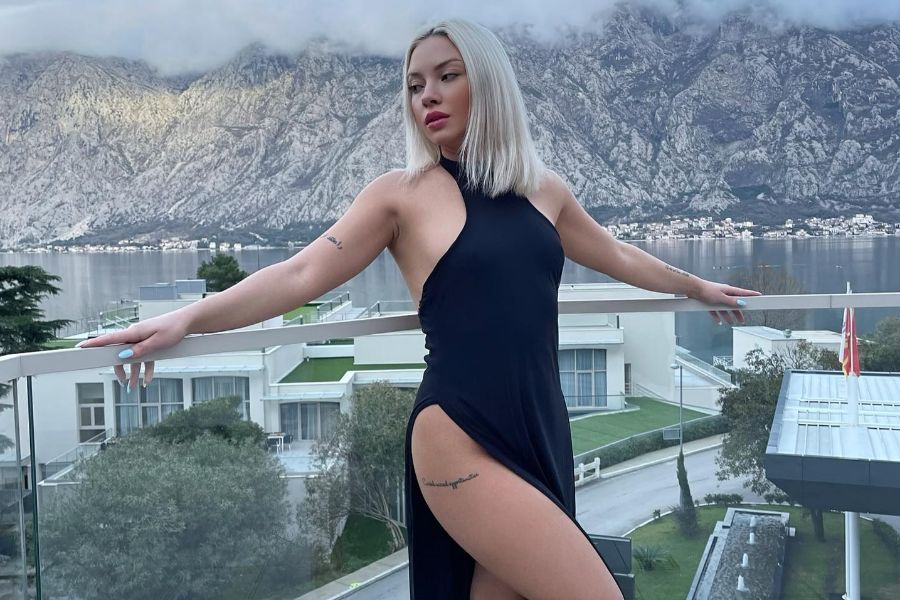 Ece Seçkin’in Annesiyle Yaptığı Paylaşım Görenleri Şok Etti